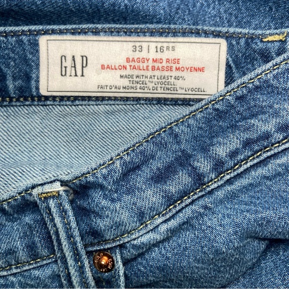 Gap Ultra Soft Baggy Mid Rise Wide Leg Jeans Distressed Size 33/16 - Picture 5 of 5